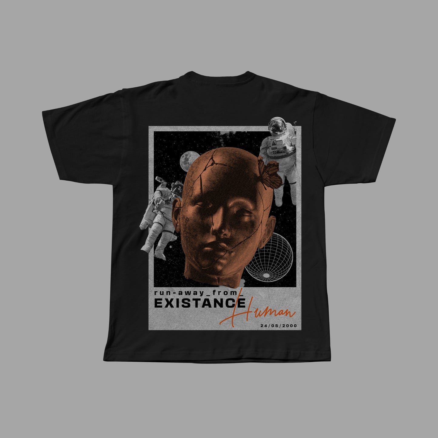 ASTRONAUT OVERSIZED BLACK T-SHIRT